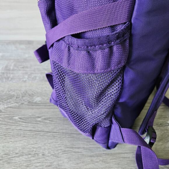 High Sierra Loop Daypack Water Resistant Backpack Purple Large Travel School Gym - Picture 11 of 16